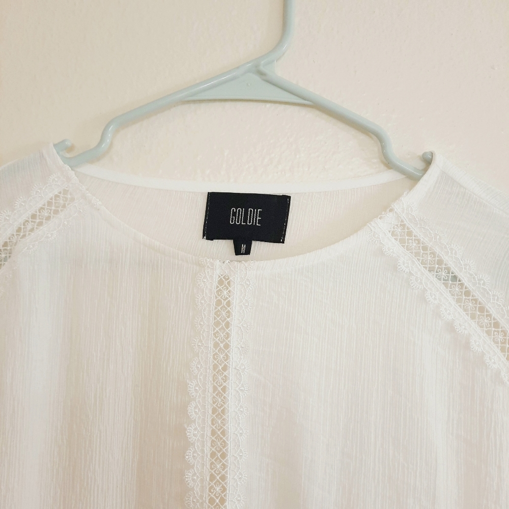 Goldie Cropped Lace Trim Top - Picture 2 of 4
